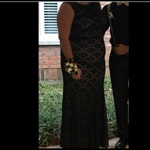 Dress black and nude. It is also stretchy